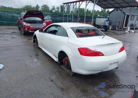 2014 Infiniti Q60 Ipl z USA, uszkodzony, nr VIN JN1CV6FE7EM900739